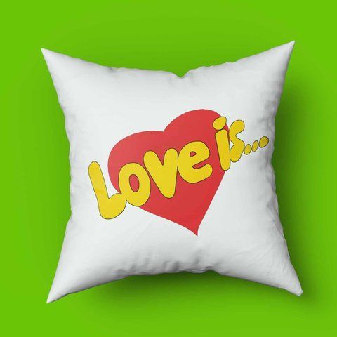 Подушка з принтом для коханої \ коханого LOVE is// 35х35 1549-1 фото
